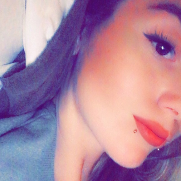 🌺 ᗩᑎᗪᖇEᗩ ᗰᗩᖇIE 🌺 - Picture 7 of 7